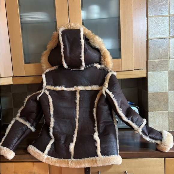Brown Leather Jacket with Shearling Lining - Picture 6 of 10